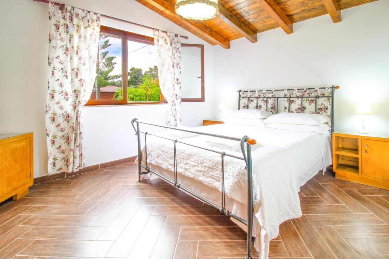La Casa Di Lina - Capo D'Orlando, Casa Con Ampio Giardino Vila Exterior foto