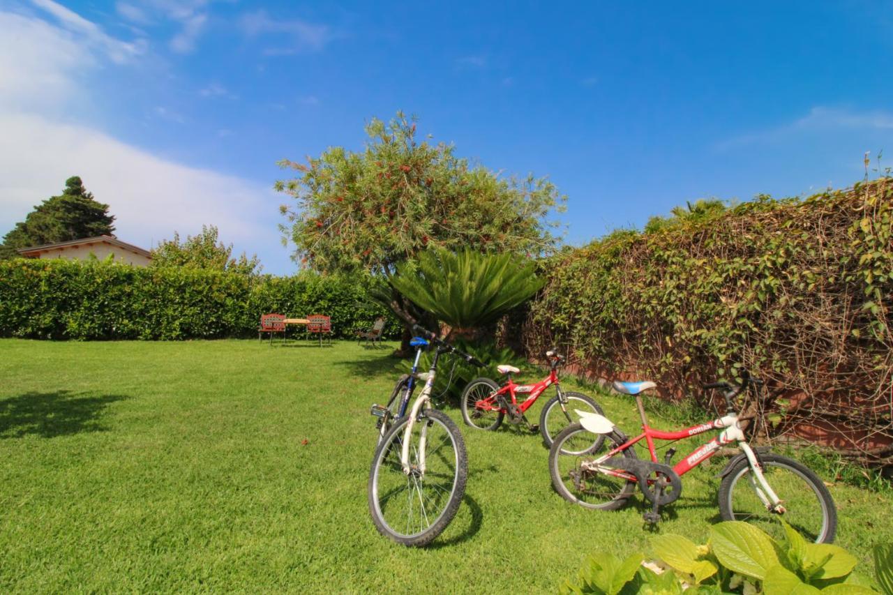 La Casa Di Lina - Capo D'Orlando, Casa Con Ampio Giardino Vila Exterior foto